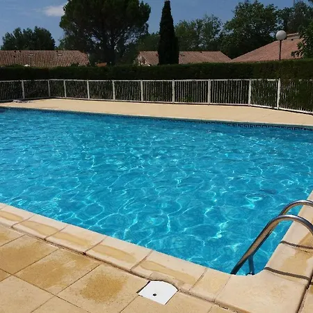 La Maison Familiale בית נופש *